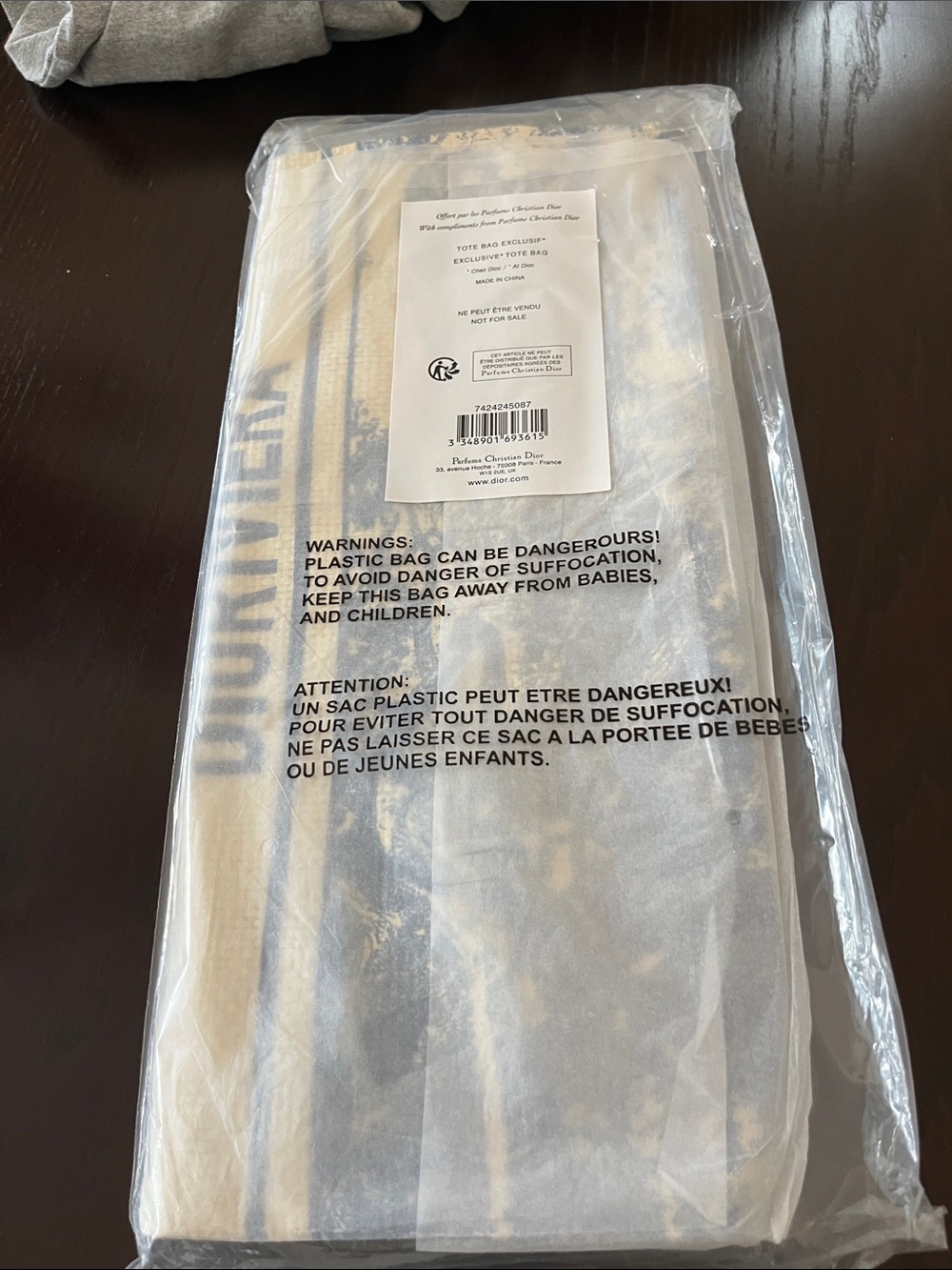 Dior GWP Beige and Blue Canvas Tote (Packaged) - Picture 2 of 3